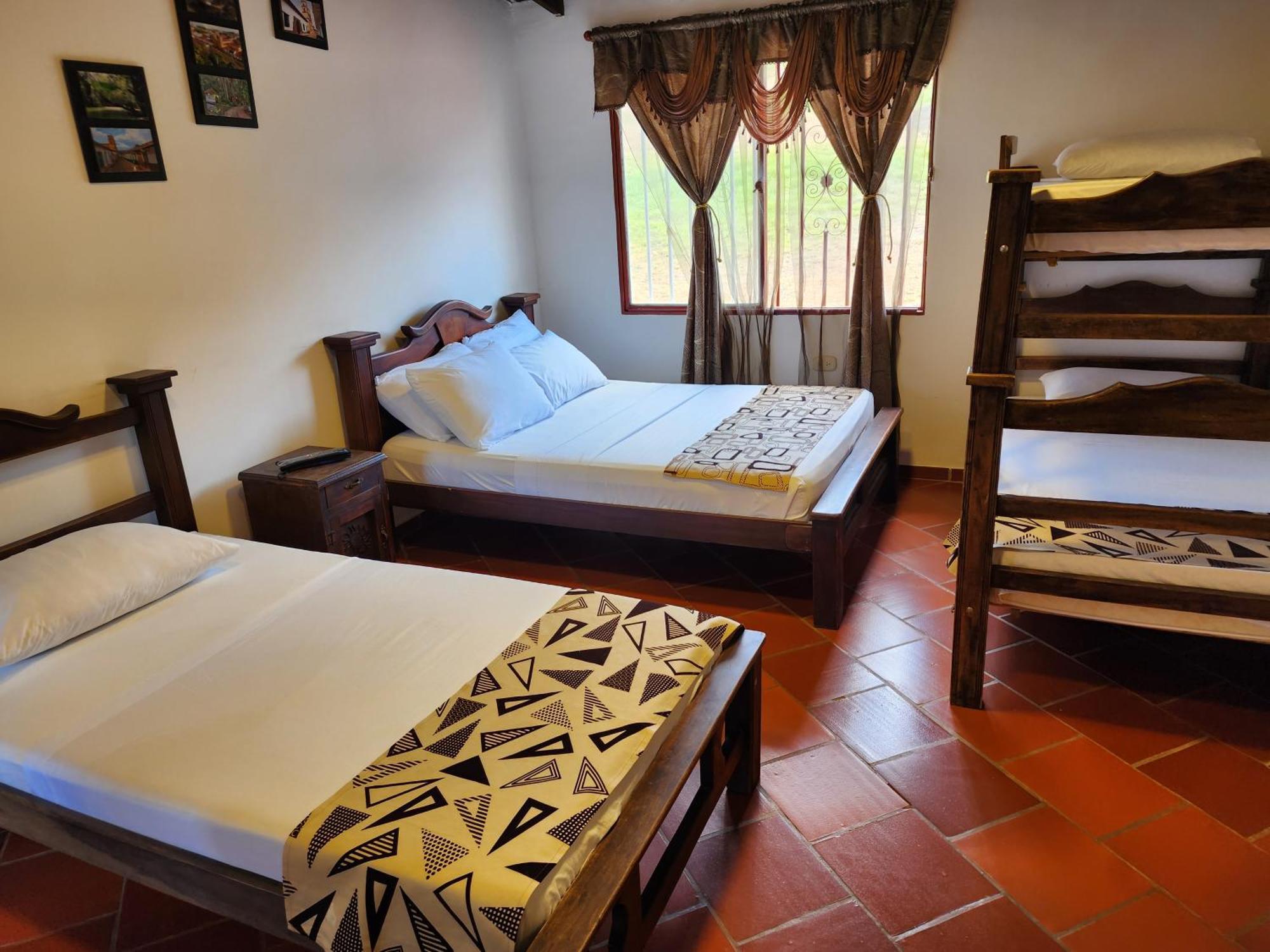 Hotel Campestre Palmas Del Zamorano San Gil Exterior photo