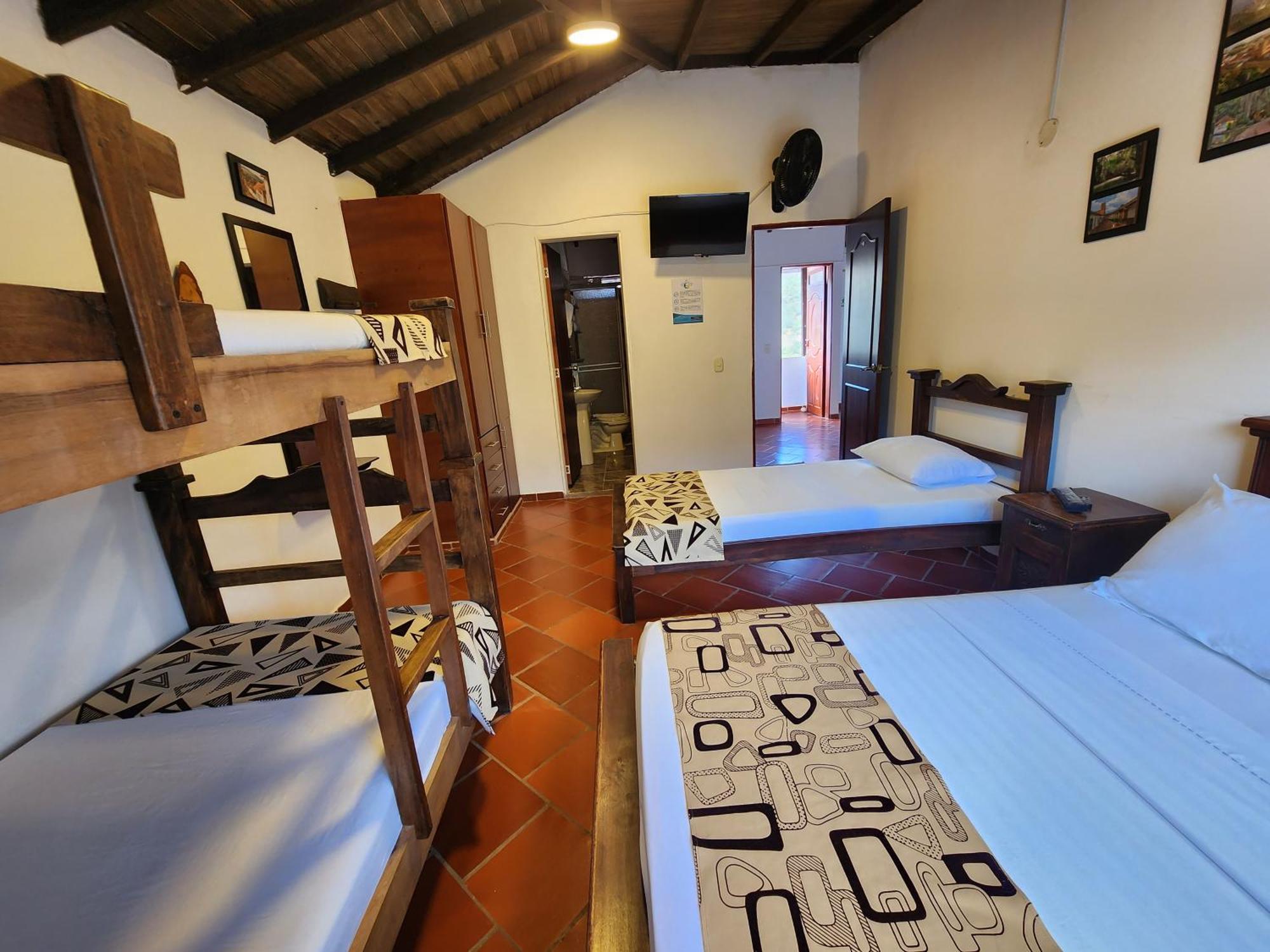 Hotel Campestre Palmas Del Zamorano San Gil Exterior photo