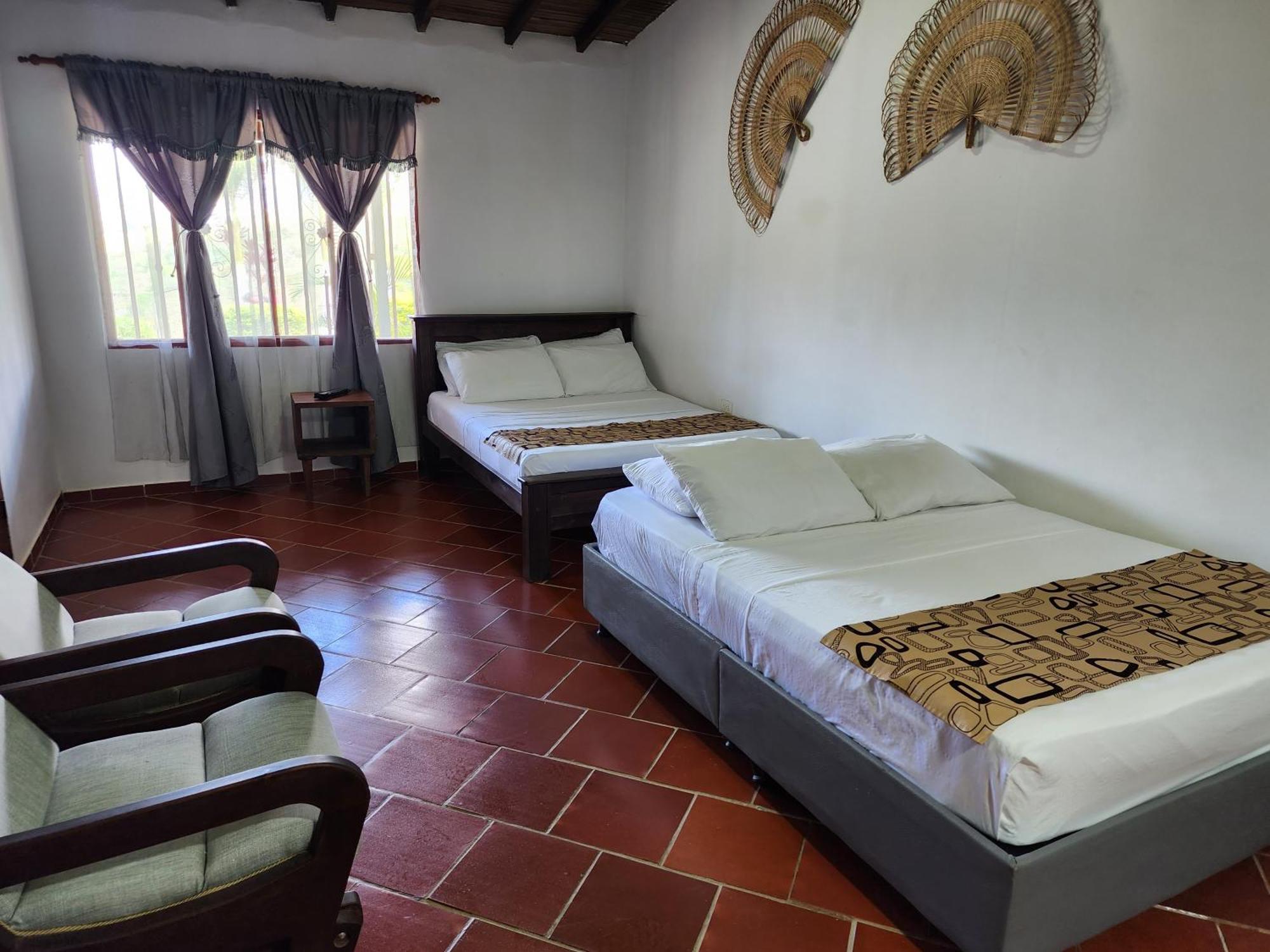 Hotel Campestre Palmas Del Zamorano San Gil Exterior photo