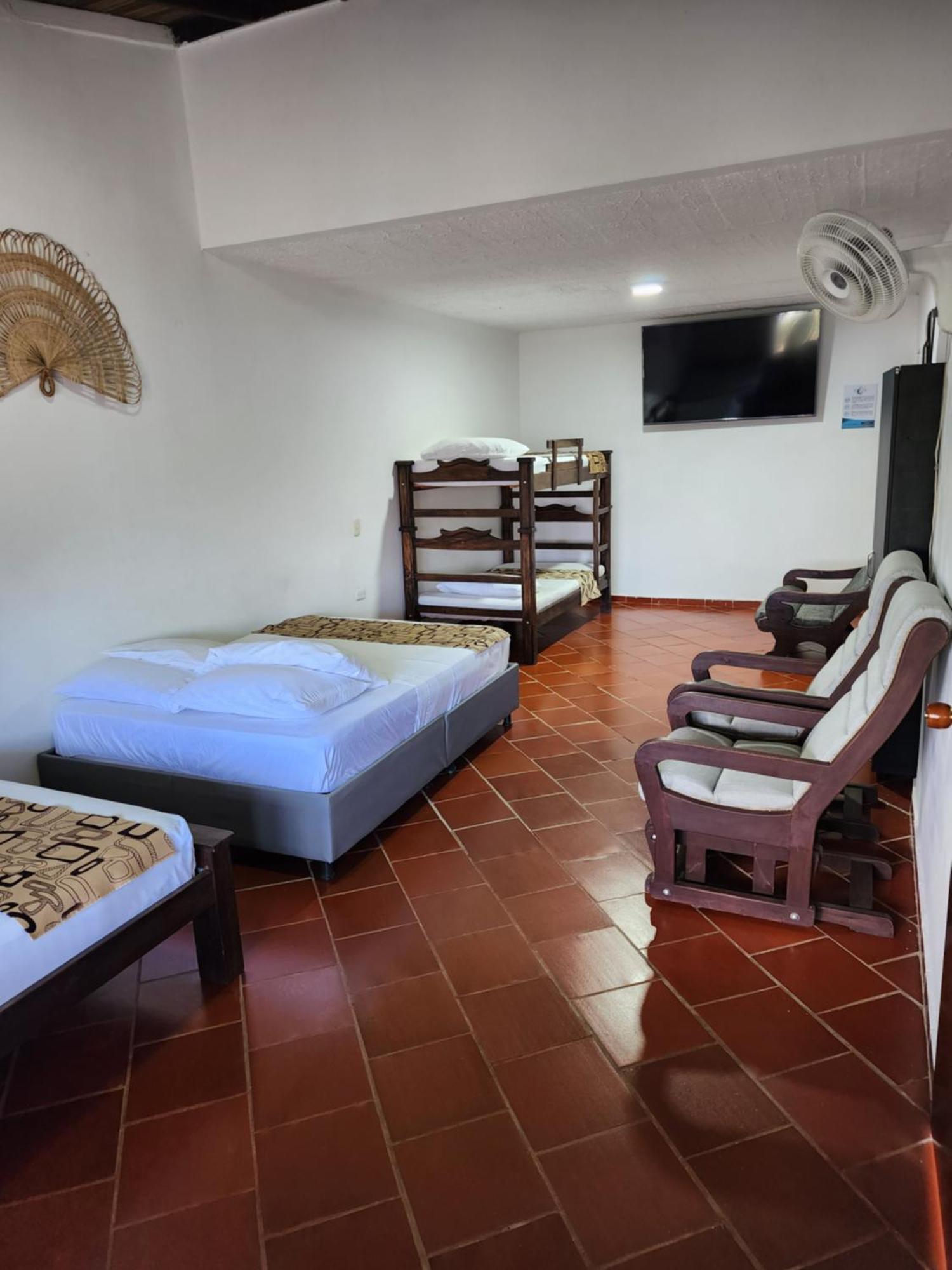 Hotel Campestre Palmas Del Zamorano San Gil Exterior photo