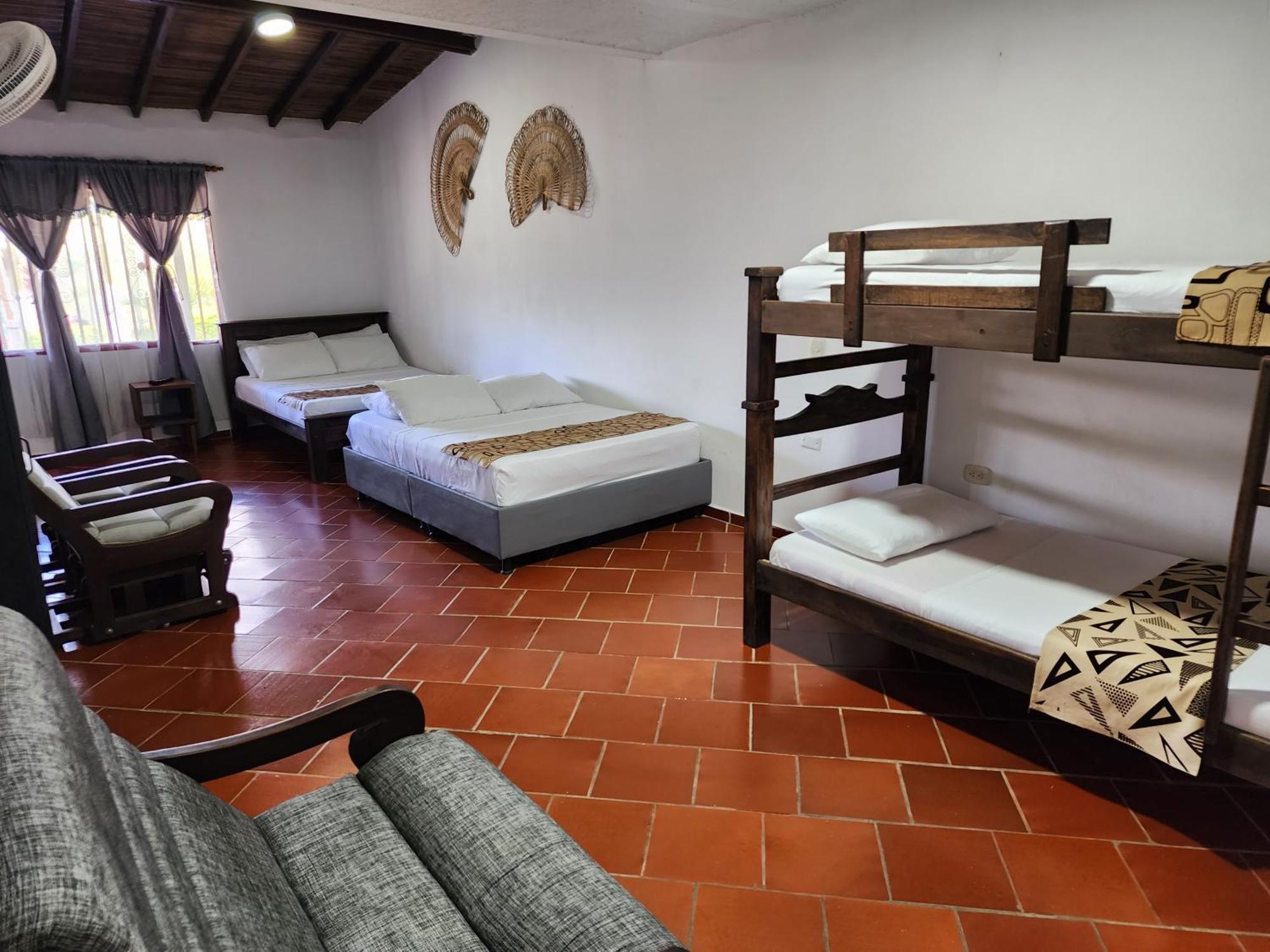 Hotel Campestre Palmas Del Zamorano San Gil Exterior photo