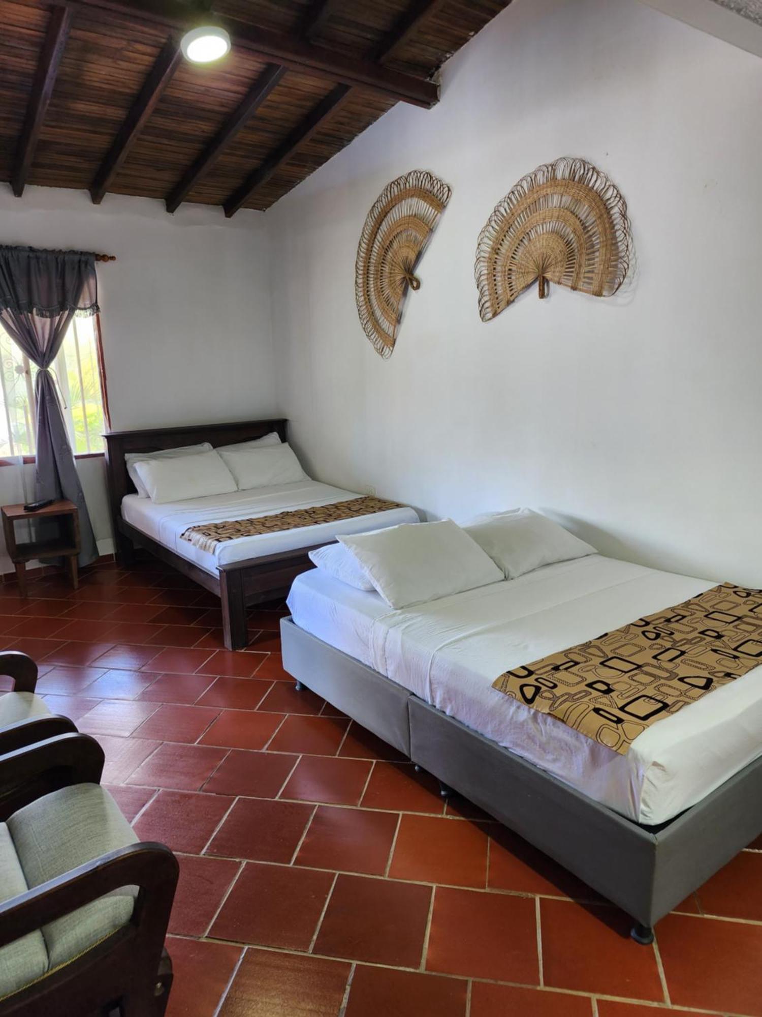 Hotel Campestre Palmas Del Zamorano San Gil Exterior photo