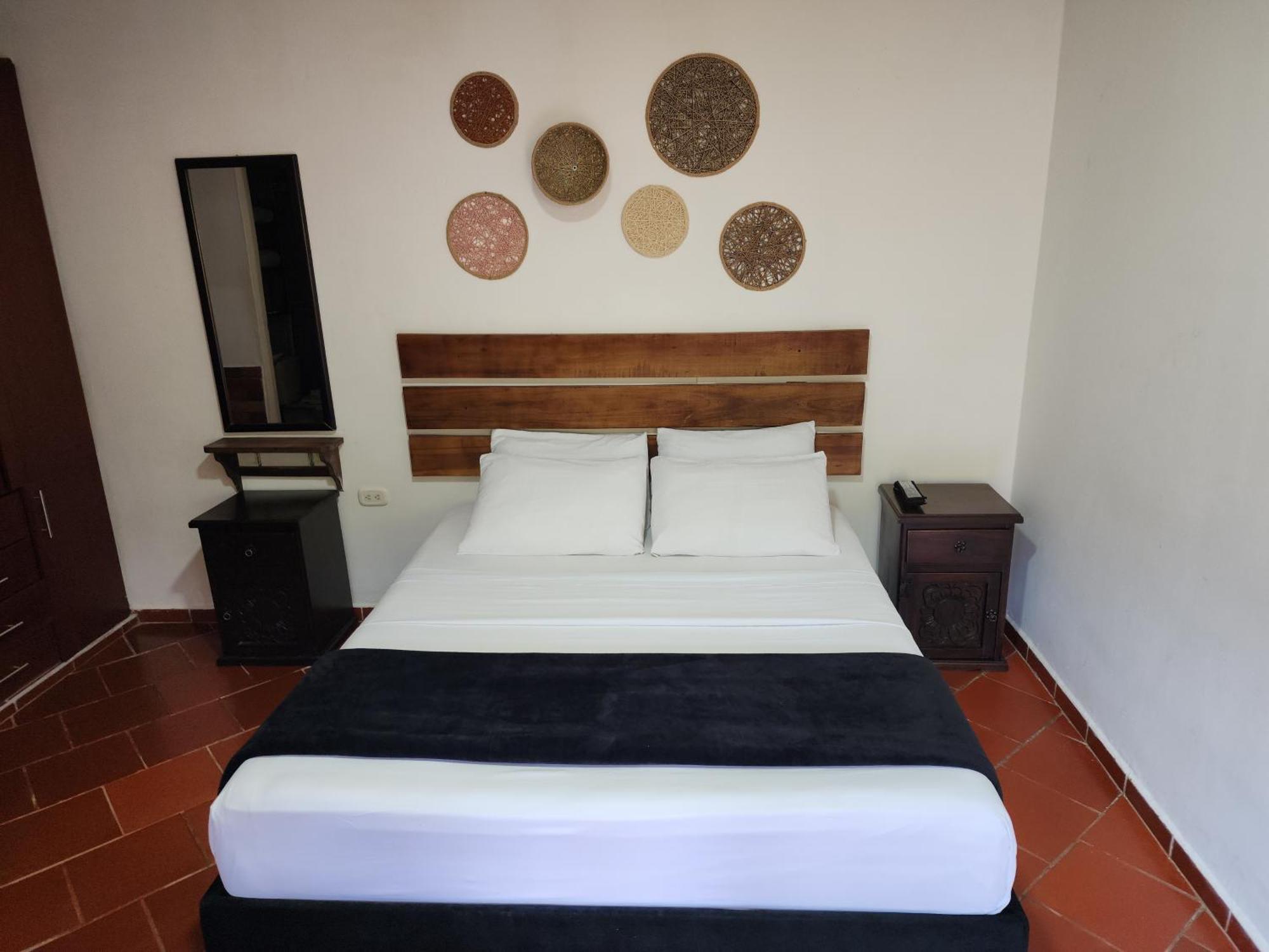Hotel Campestre Palmas Del Zamorano San Gil Exterior photo