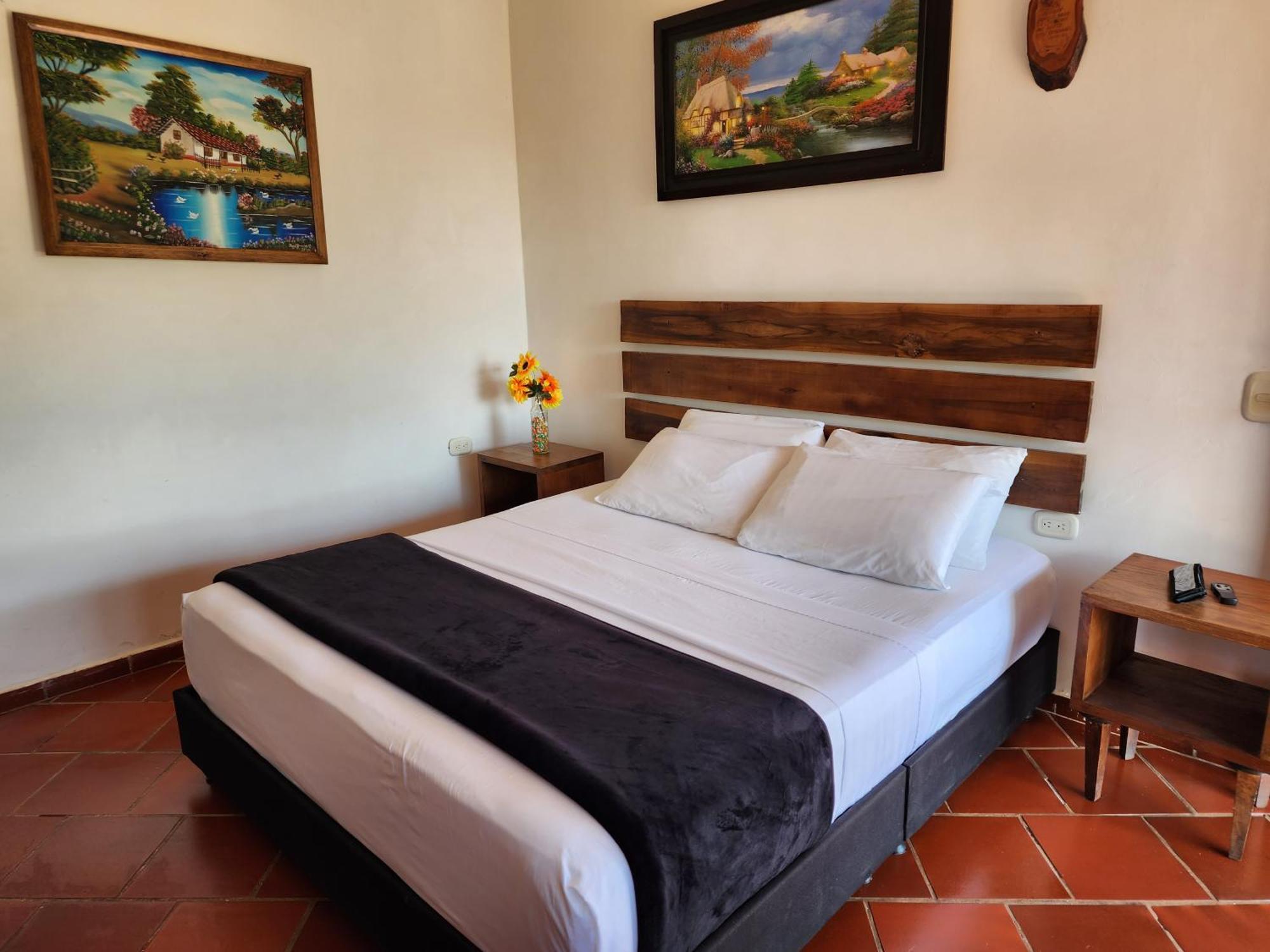 Hotel Campestre Palmas Del Zamorano San Gil Exterior photo