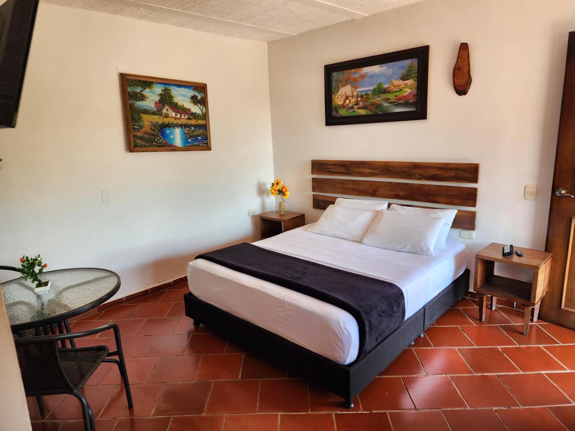 Hotel Campestre Palmas Del Zamorano San Gil Exterior photo