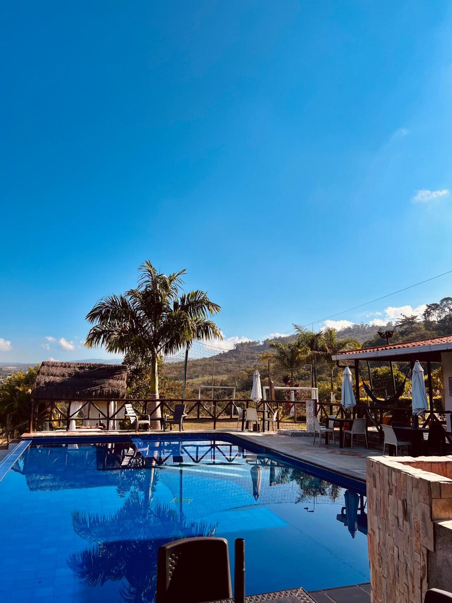 Hotel Campestre Palmas Del Zamorano San Gil Exterior photo